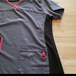 Carhartt force flex scrub top